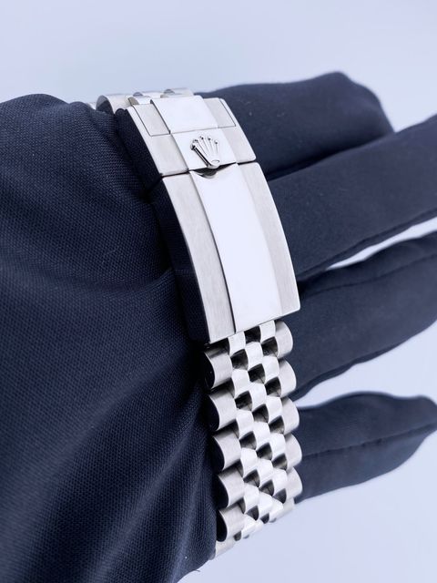 Rolex GMT Master II 126710 BLNR Image 5